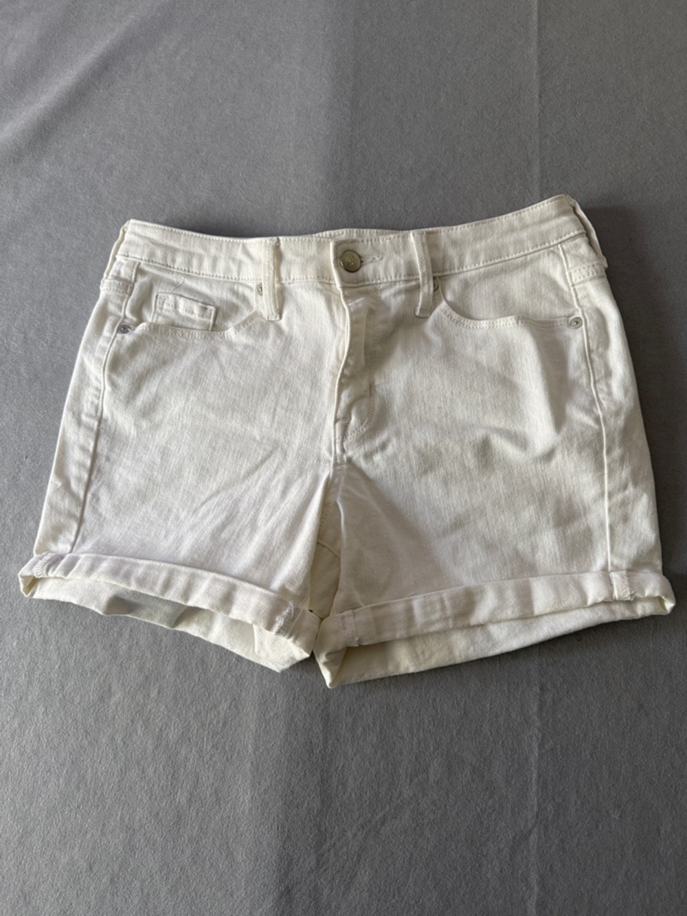Classic White Women’s Rolled-Hem Jean Shorts
